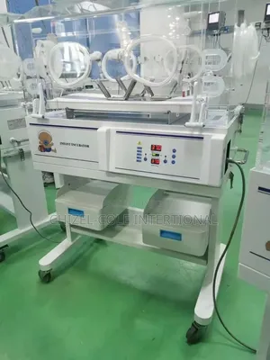 Baby Incubator With Drawers