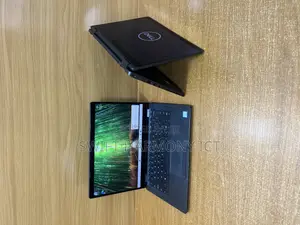 Laptop Dell Latitude 5300 8GB Intel Core i5 SSD 256GB