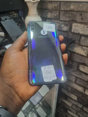 Samsung Galaxy A50 64 GB