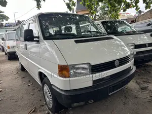Volkswagen Transporter 2005 White