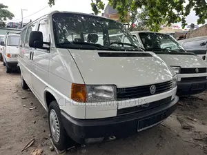 Volkswagen Transporter 2005 White