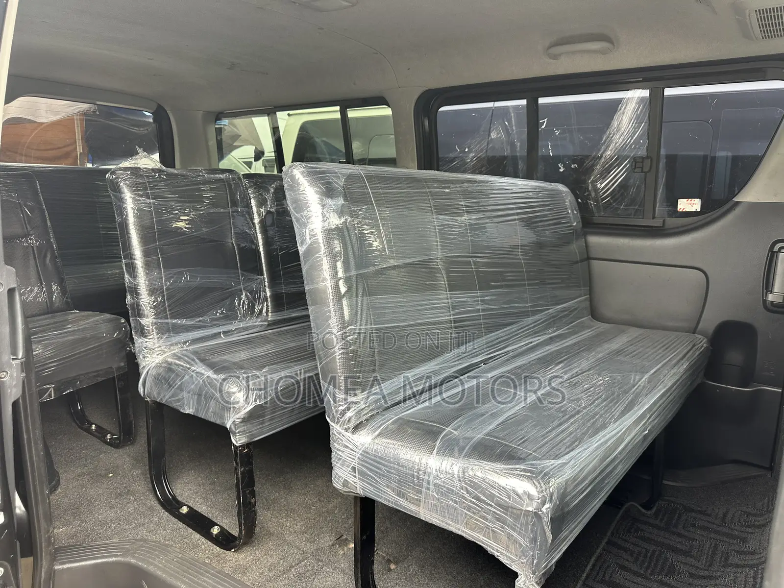 Toyota HiAce 2015 Black