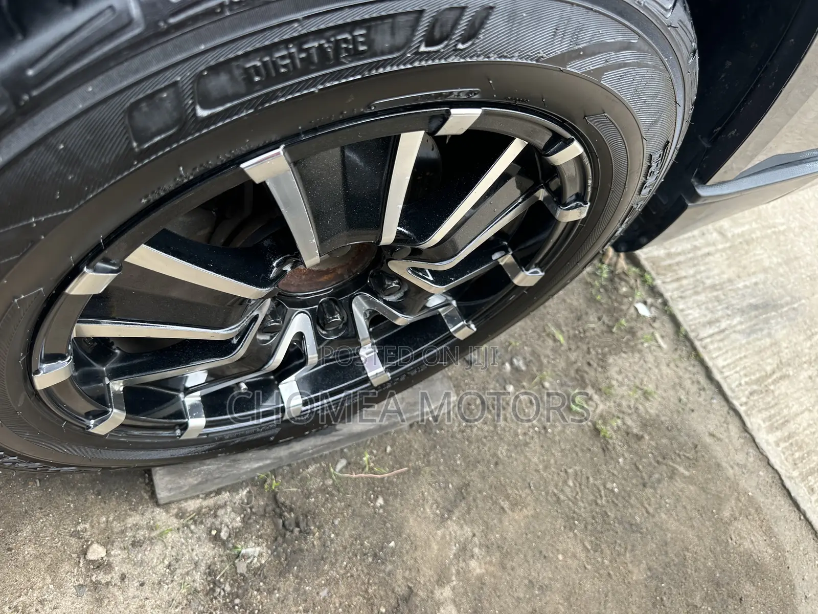 Toyota HiAce 2015 Black