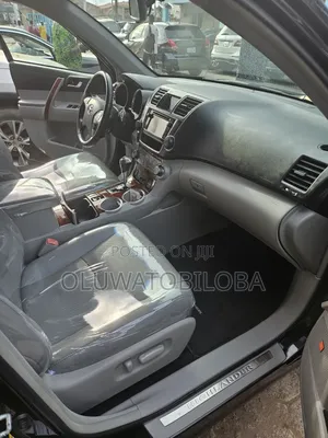 Toyota Highlander Limited 3.5L 2WD 2013 Black