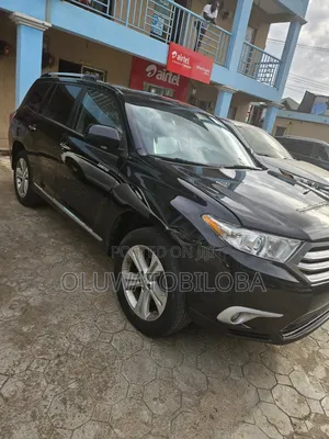 Toyota Highlander Limited 3.5L 2WD 2013 Black
