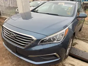 Hyundai Sonata SE 2016 Blue