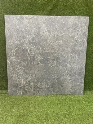 100x100 Matt (Spanish)