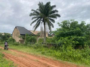 Landed Property For Sell 100/200