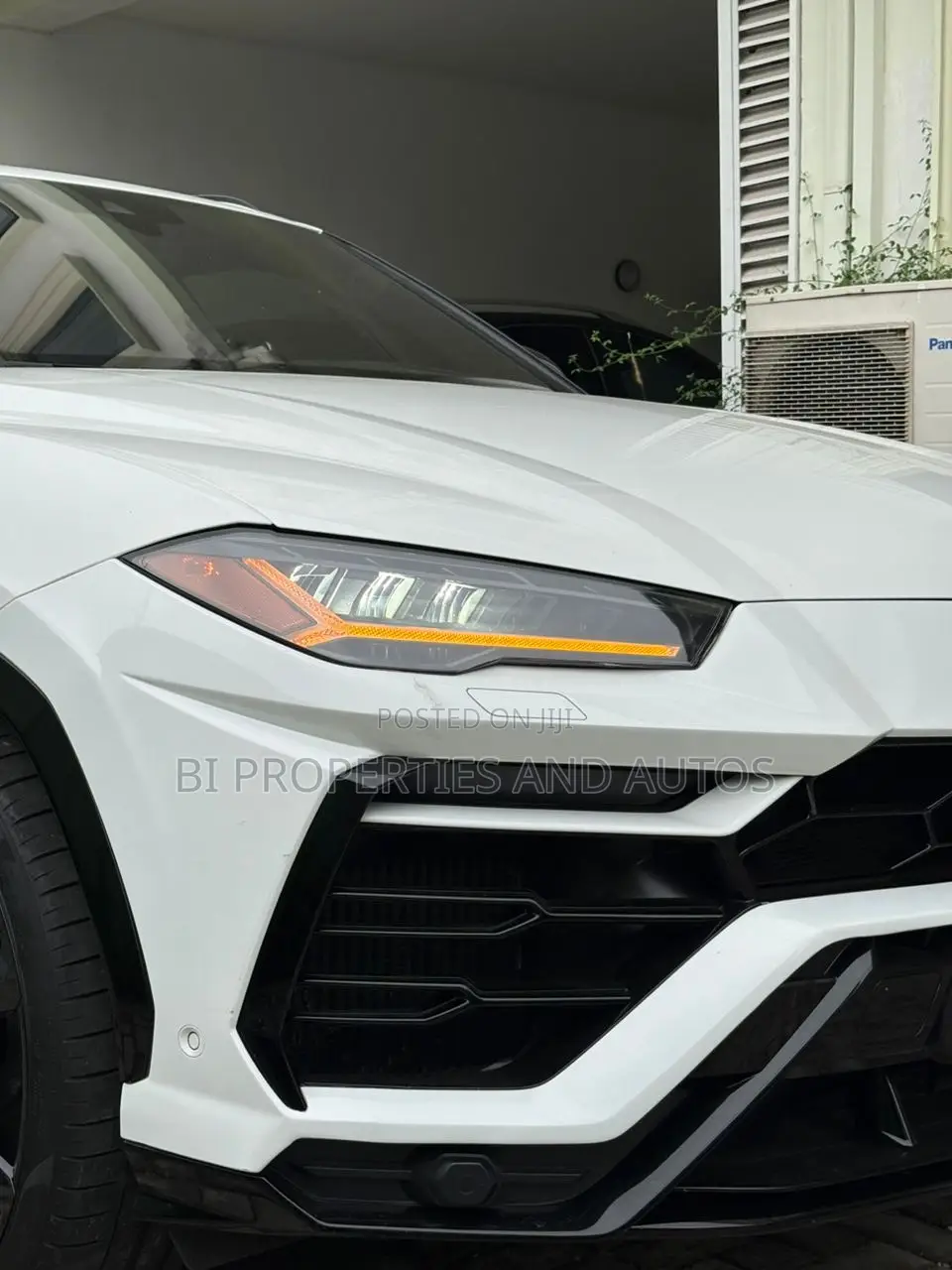 Lamborghini Urus Base 2019 White