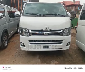 Toyota HiAce 2012 White