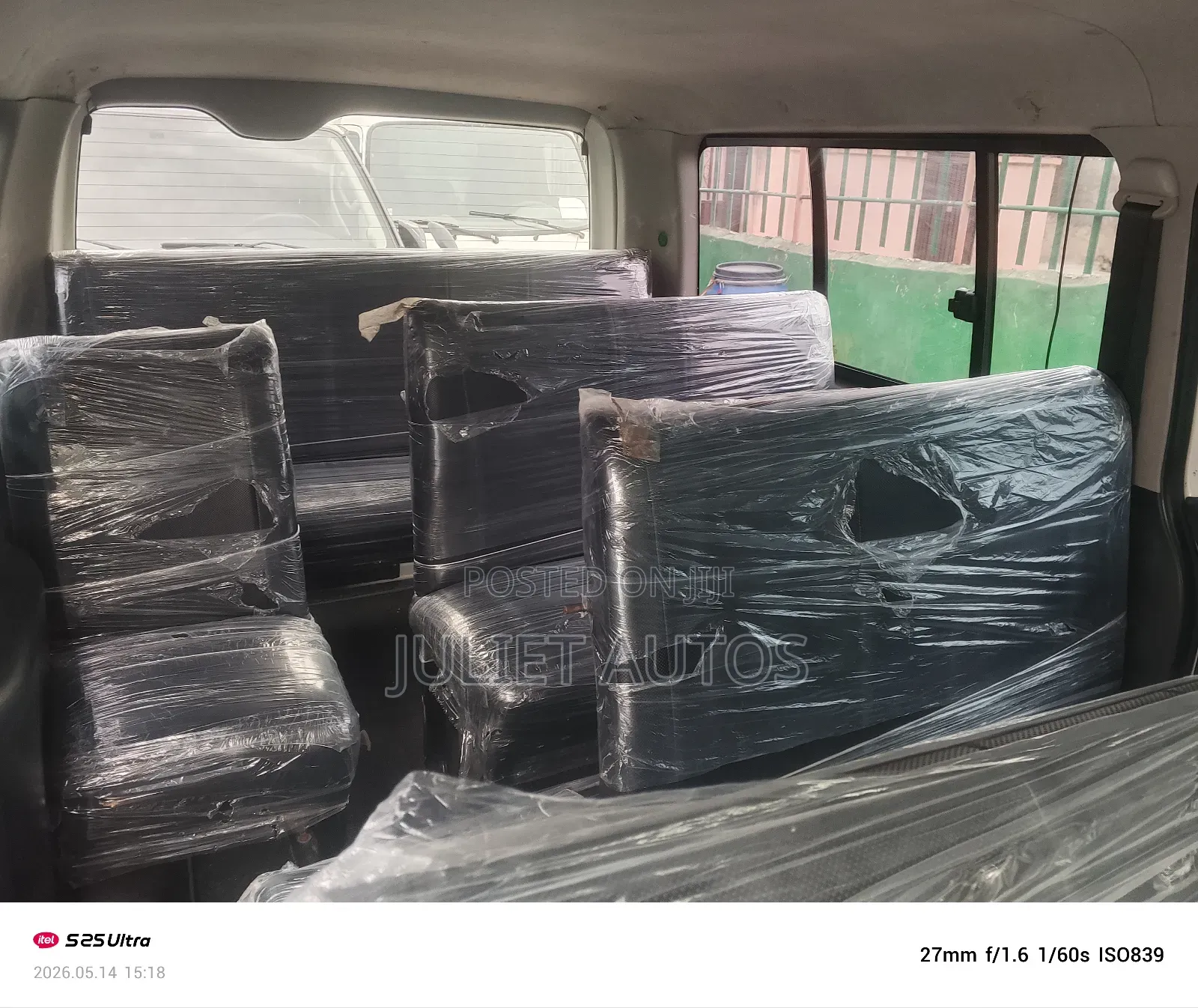 Toyota HiAce 2012 White