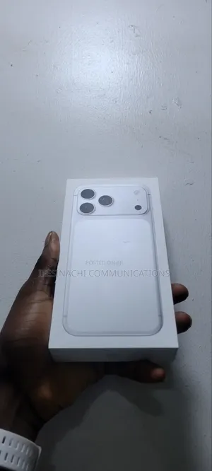 New Apple iPhone 17 Pro Max 256 GB Silver