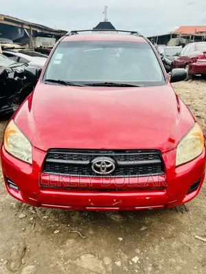 Toyota RAV4 2010 Red