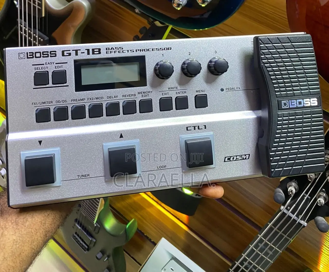 Boss Gt-1b Bass Effects Processor Multi-Effects Pedal