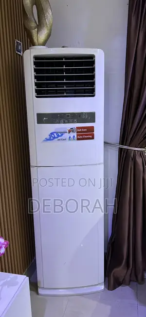 Working in Excellent Condition Lg Air Conditioner
