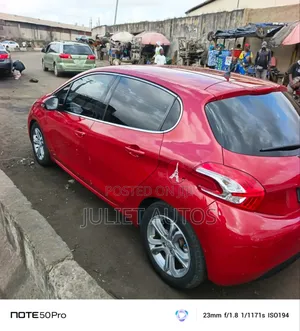 Peugeot 308 2012 Red