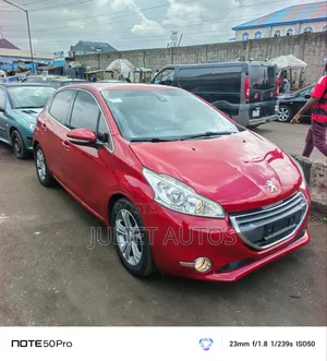 Peugeot 308 2012 Red