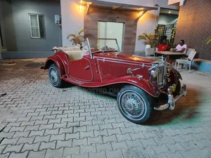 Rolls-Royce Ghost 1961 Red