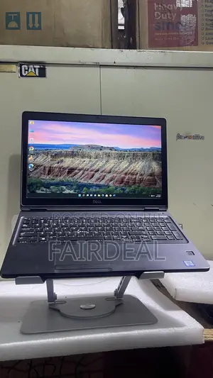Laptop Dell Latitude 5580 8GB Intel Core i5 SSD 256GB