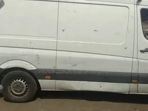 Mercedes-Benz Sprinter 2013 White