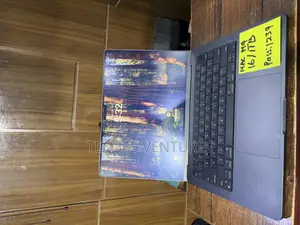 Laptop Apple MacBook Pro 2024 M4 14-inch 16GB Apple M4 SSD 512GB