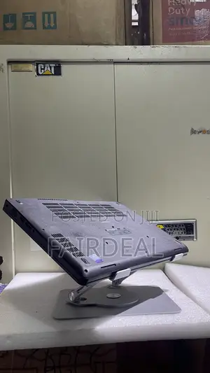 Laptop Dell Precision 3520 8GB Intel Core i7 SSD 256GB