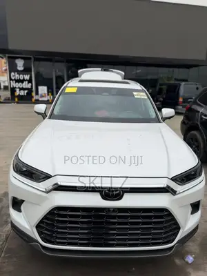 Toyota Highlander Platinum AWD 2024 White