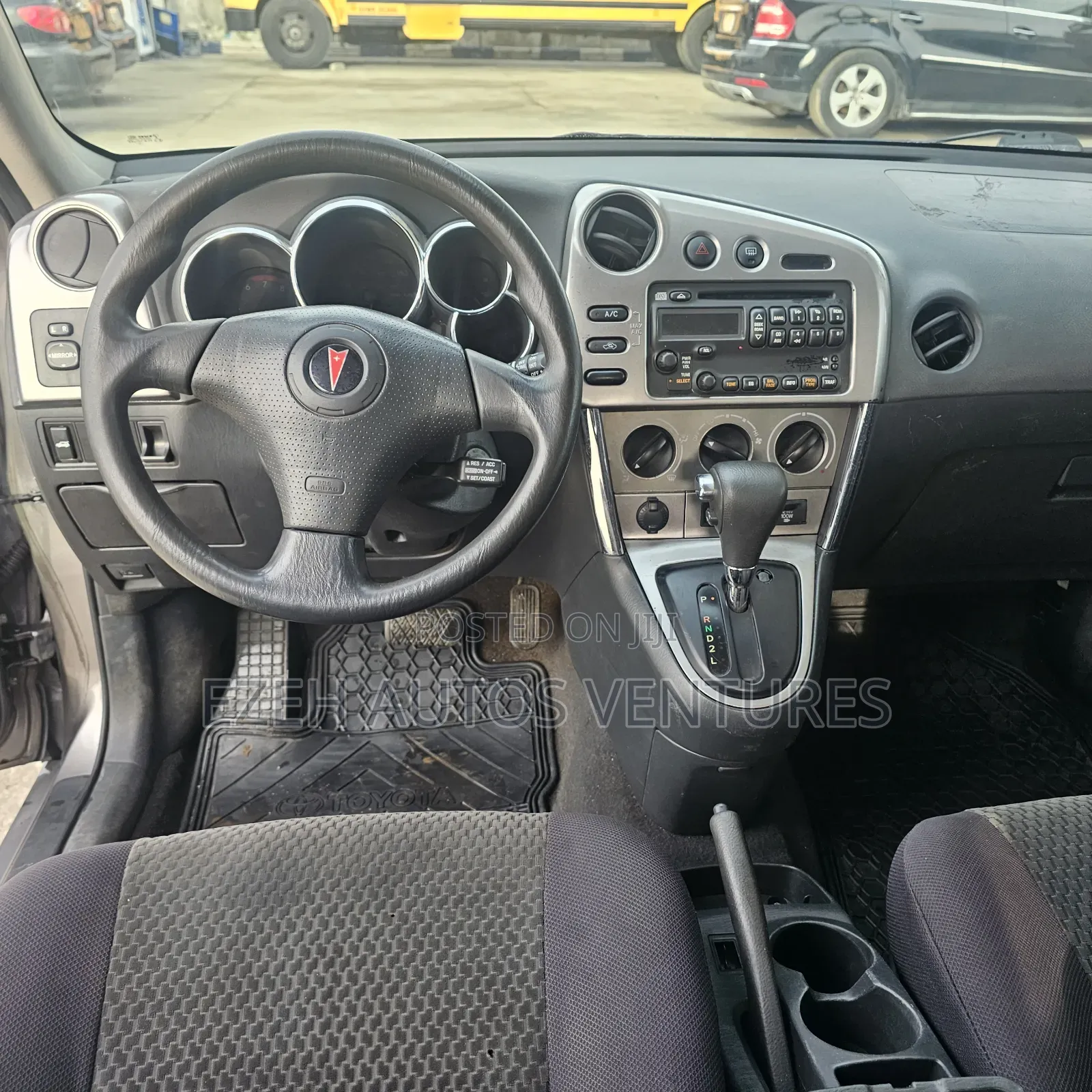 Pontiac Vibe Automatic 2004 Gray