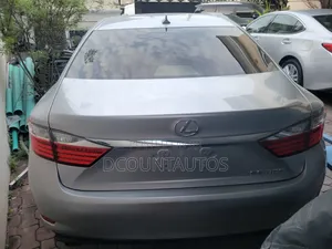 Lexus ES 350 FWD 2014 Silver