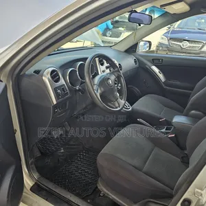 Toyota Matrix Standard FWD (1.8L 4cyl 5M) 2003 Silver