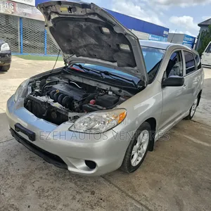Toyota Matrix Standard FWD (1.8L 4cyl 5M) 2003 Silver