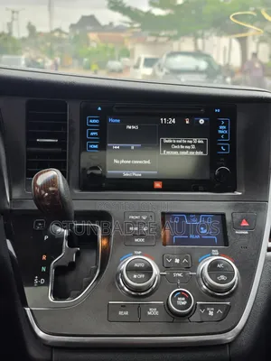 Toyota Sienna 2015 Black