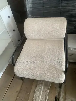 Single Chair