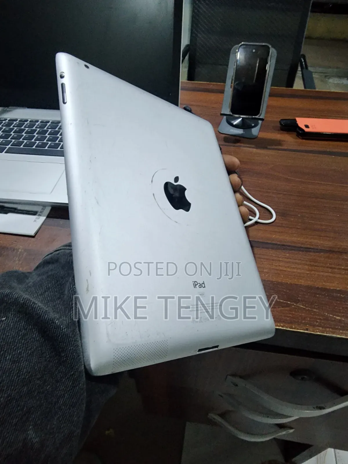 Apple iPad Air 16 GB White