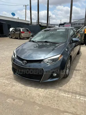 Toyota Corolla LE 4dr Sedan (1.8L 4cyl CVT) 2014 Blue