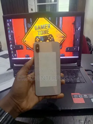 Apple iPhone XS Max 64 GB Gold