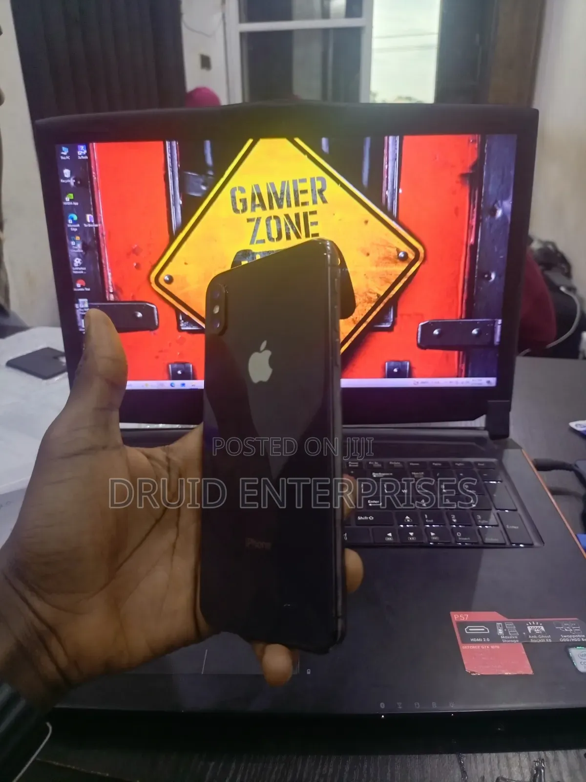 Apple iPhone XS Max 64 GB Black