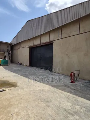 To Let: A Brand New Warehouse Measuring 9500ft