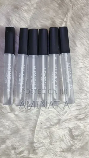 Huda Beauty Lip Gloss