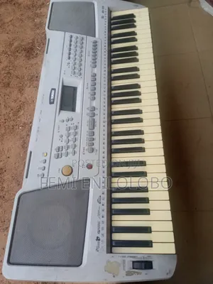 Yamaha Keyboard