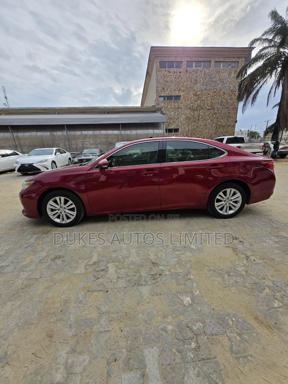 Lexus ES 2015 Red