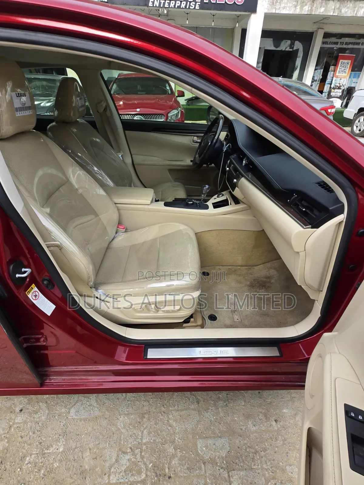 Lexus ES 2015 Red