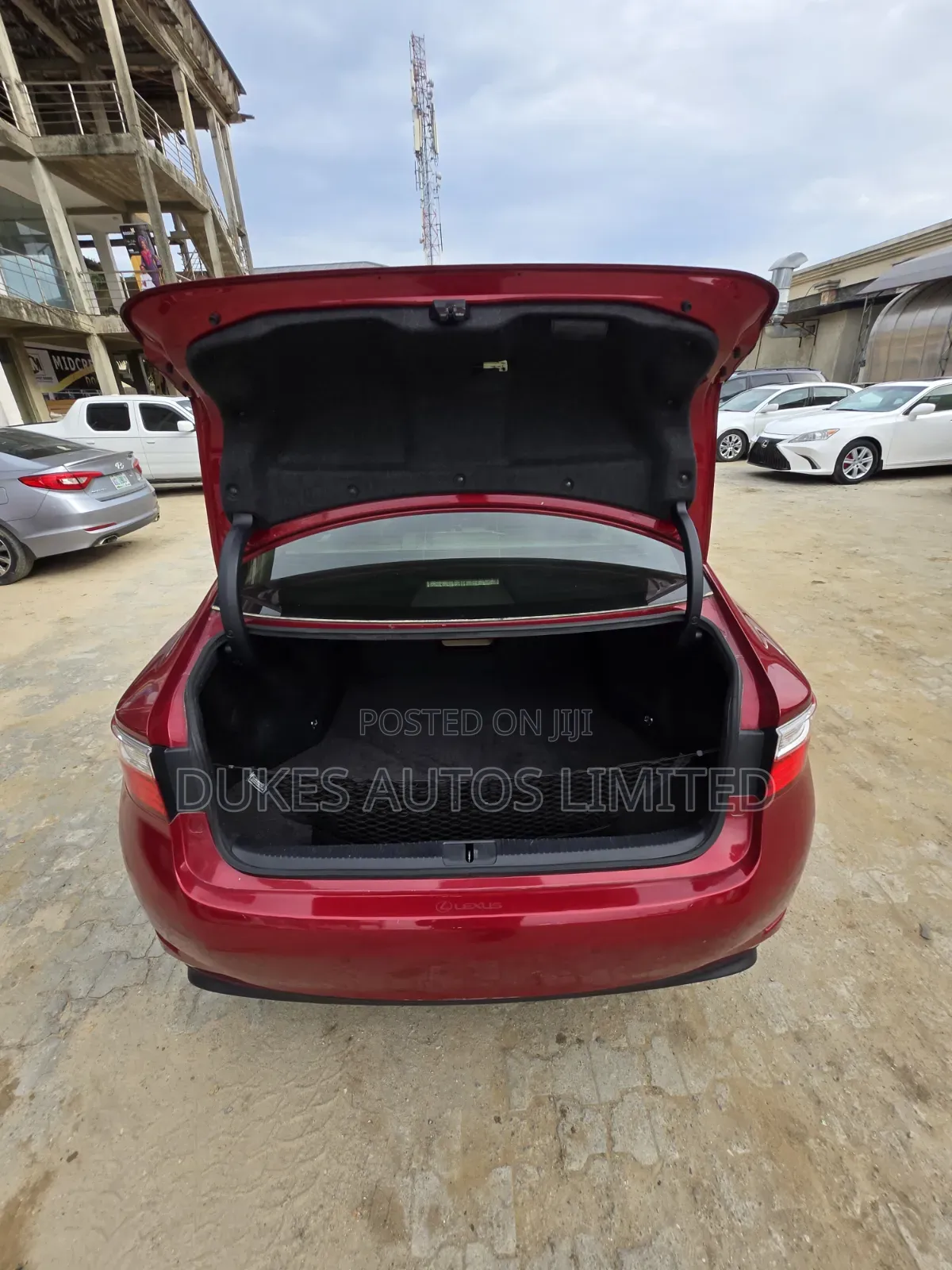 Lexus ES 2015 Red