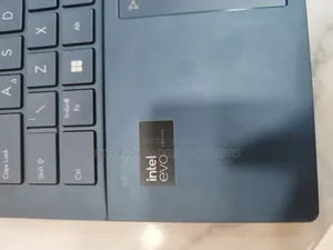 Laptop 16GB Intel Core Ultra 7 SSD 1T