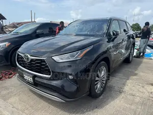 Toyota Highlander 2021 Black