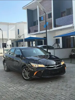 Toyota Camry SE 4dr Sedan (2.5L 4cyl 6A) 2016 Black