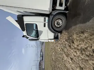 Clean Volvo Fm7