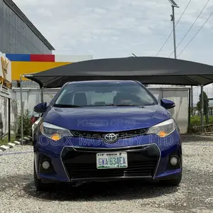 Toyota Corolla 2015 Blue