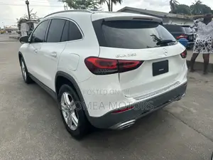 Mercedes-Benz CLA-Class 2021 White