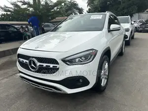 Mercedes-Benz CLA-Class 2021 White